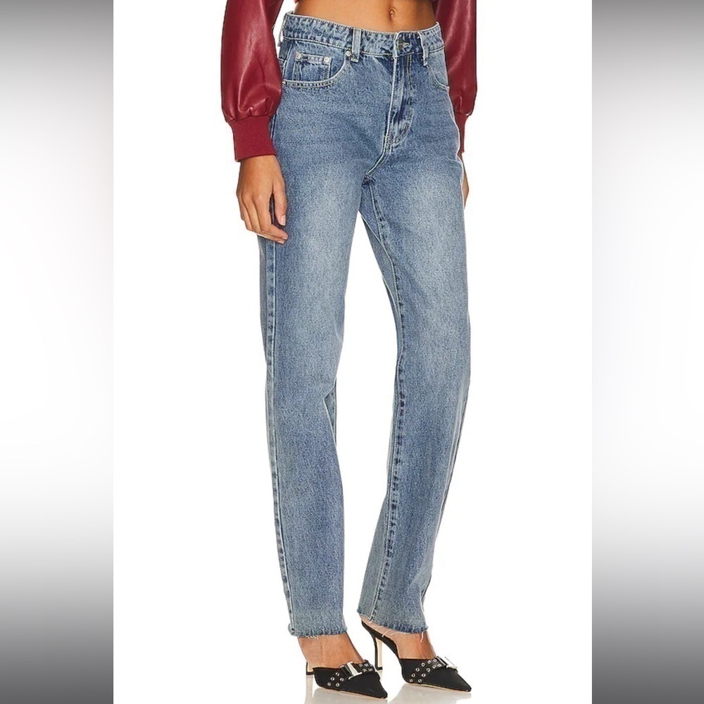 Superdown from REVOLVE Dylan Straight Leg Jeans in Medium Wash
